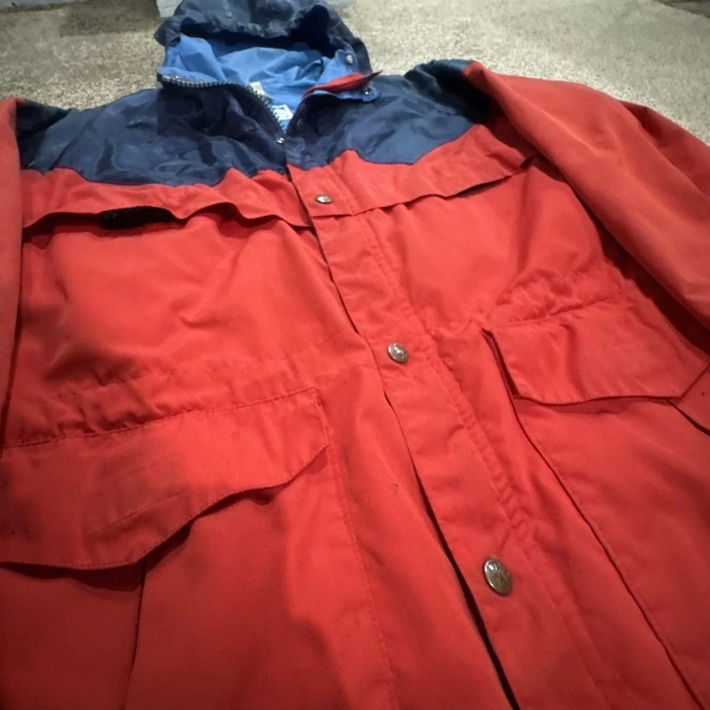 Vintage 1980s Powderhorn Mountaineering Jacket Red Hooded Outdoor Coat Sz Medium